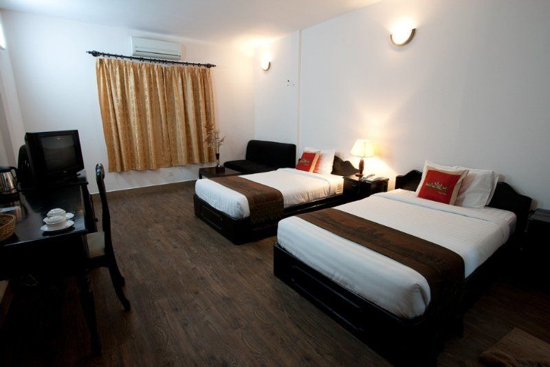 Diamond Palace Hotel プノンペン エクステリア 写真
